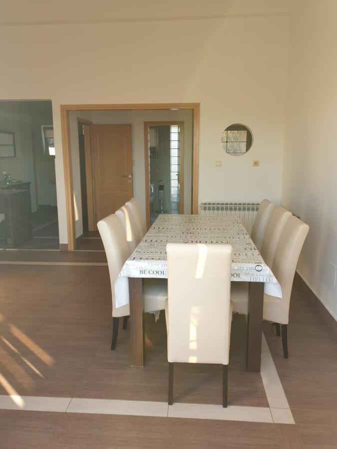 Apartments Seafront Villa Pula Exteriör bild